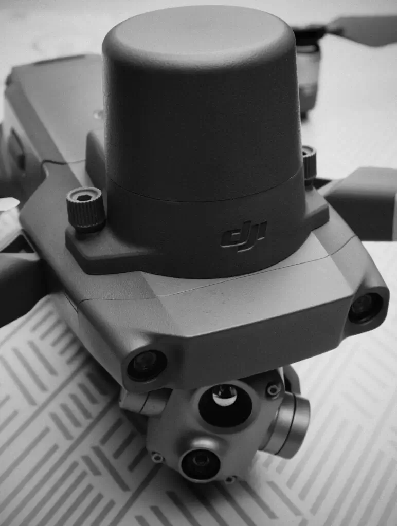 Module RTK utilisé pour un positionnement centimétrique lors d’un relevé par drone